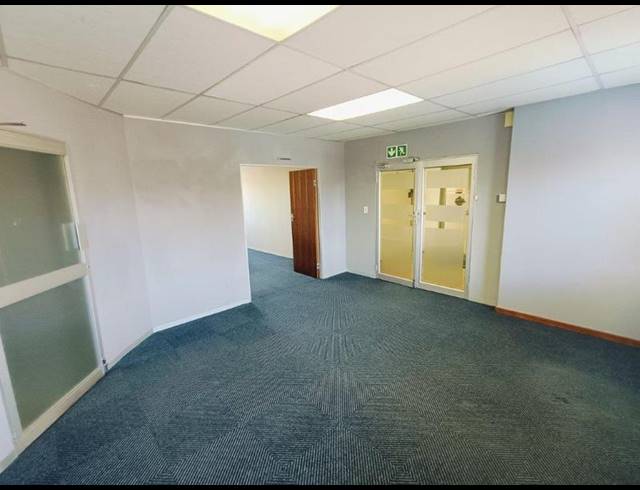 BUSINESS PROPERTY TO RENT IN RANDJESPARK